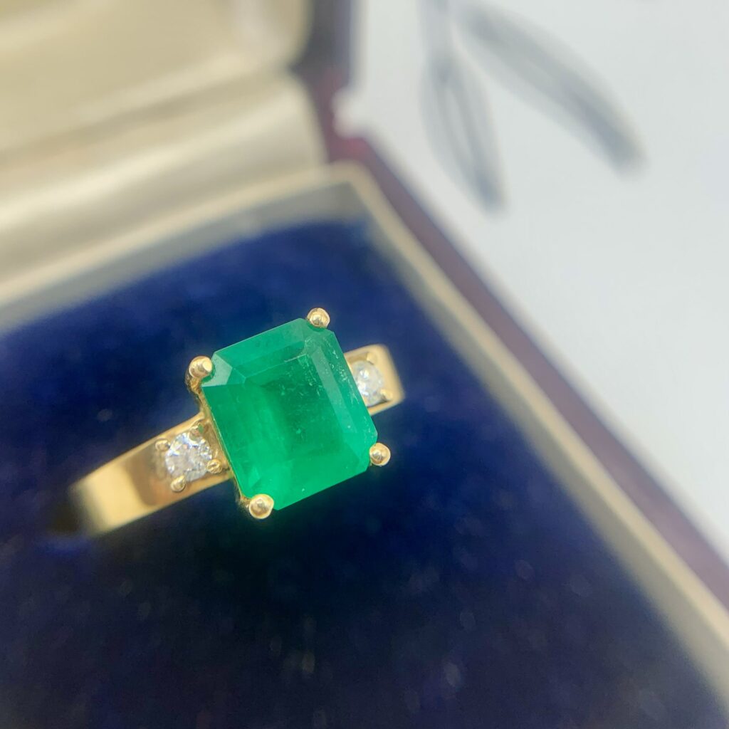 JEWELS BEZOS Anillo De Compromiso De Esmeralda Verde Chapado En Oro Rosa De 14 Quilates, Corte Esmeralda De 0.315 X 0.236 In, Anillo De Piedra Natal De Mayo, Boda Nupcial, Anillo