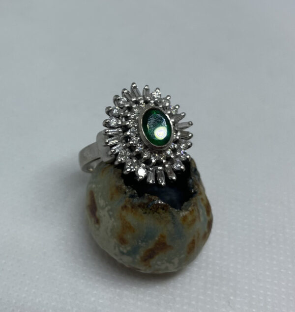 Anillo esmeralda halo diamantes - Imagen 2