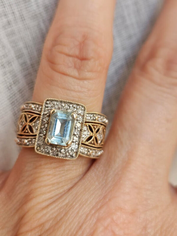 Anillo calado aguamarina diamantes - Imagen 2