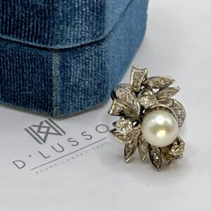 Anillo eduardiano diamantes y perla