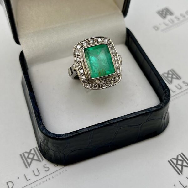 Anillo esmeralda rectangular - Imagen 6