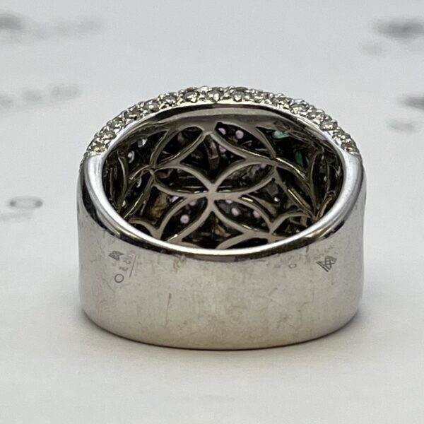 Anillo flor zafiros fancy, diamantes y esmeraldas - Imagen 6