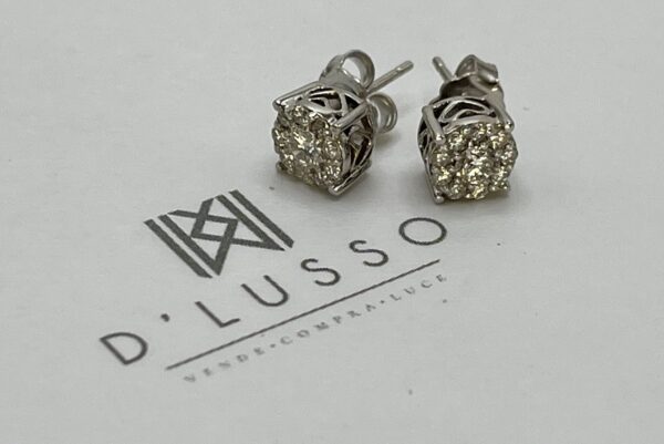 Stud brillantes cluster