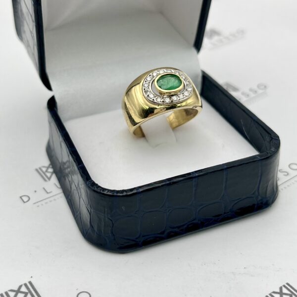 Anillo esmeralda halo brillantes - Imagen 5