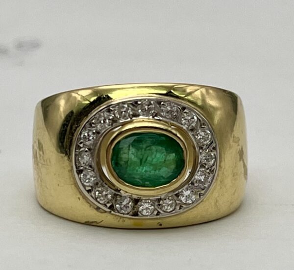 Anillo esmeralda halo brillantes