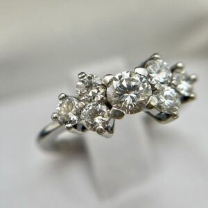 Anillo bow de brillantes