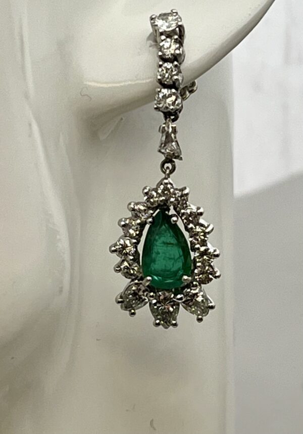 Aros esmeralda gota y diamantes - Imagen 5