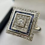 Anillo square zafiros y diamantes