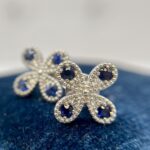 Aros tréboles zafiros brillantes