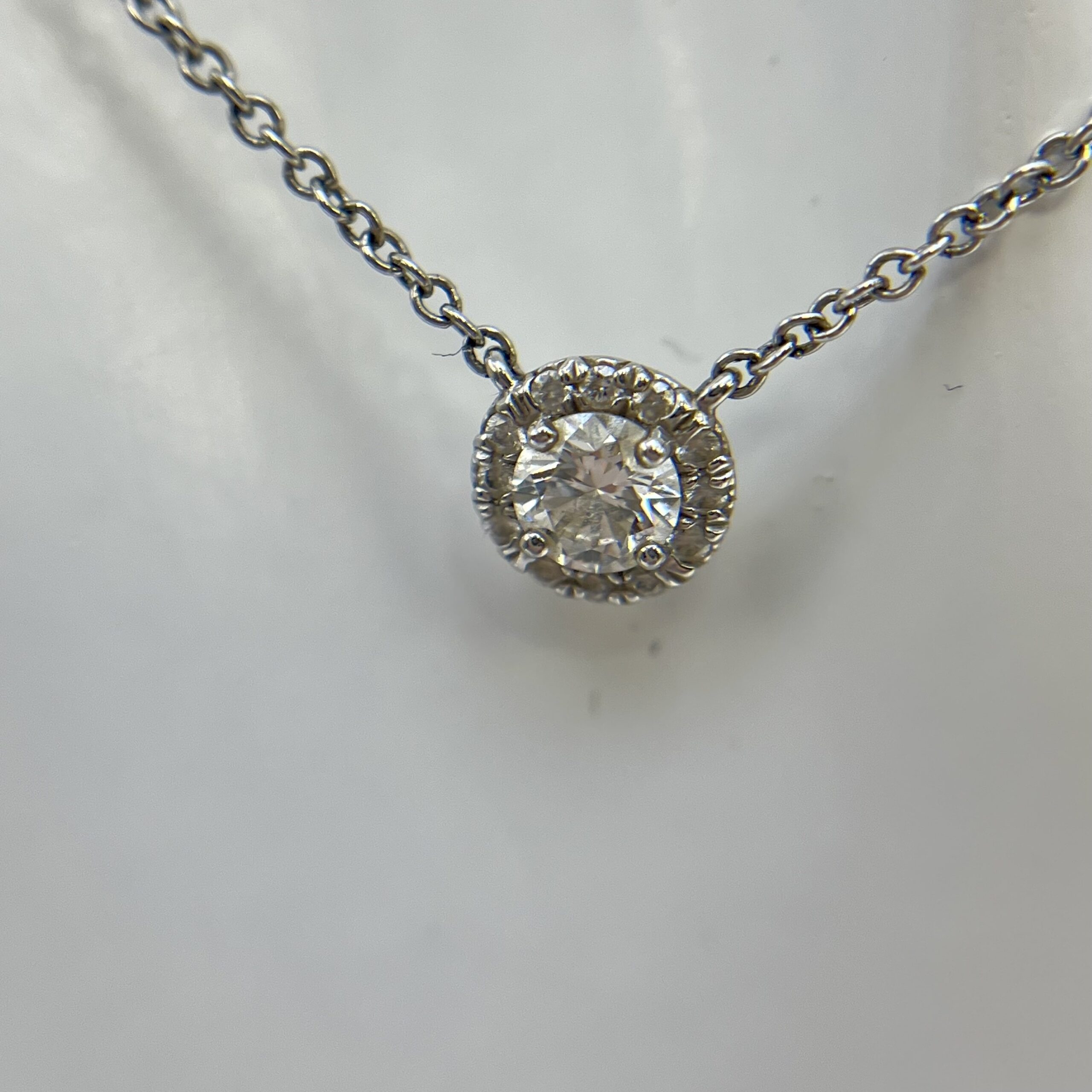 Collar colgante en halo Tiffany & Co. - Imagen 2