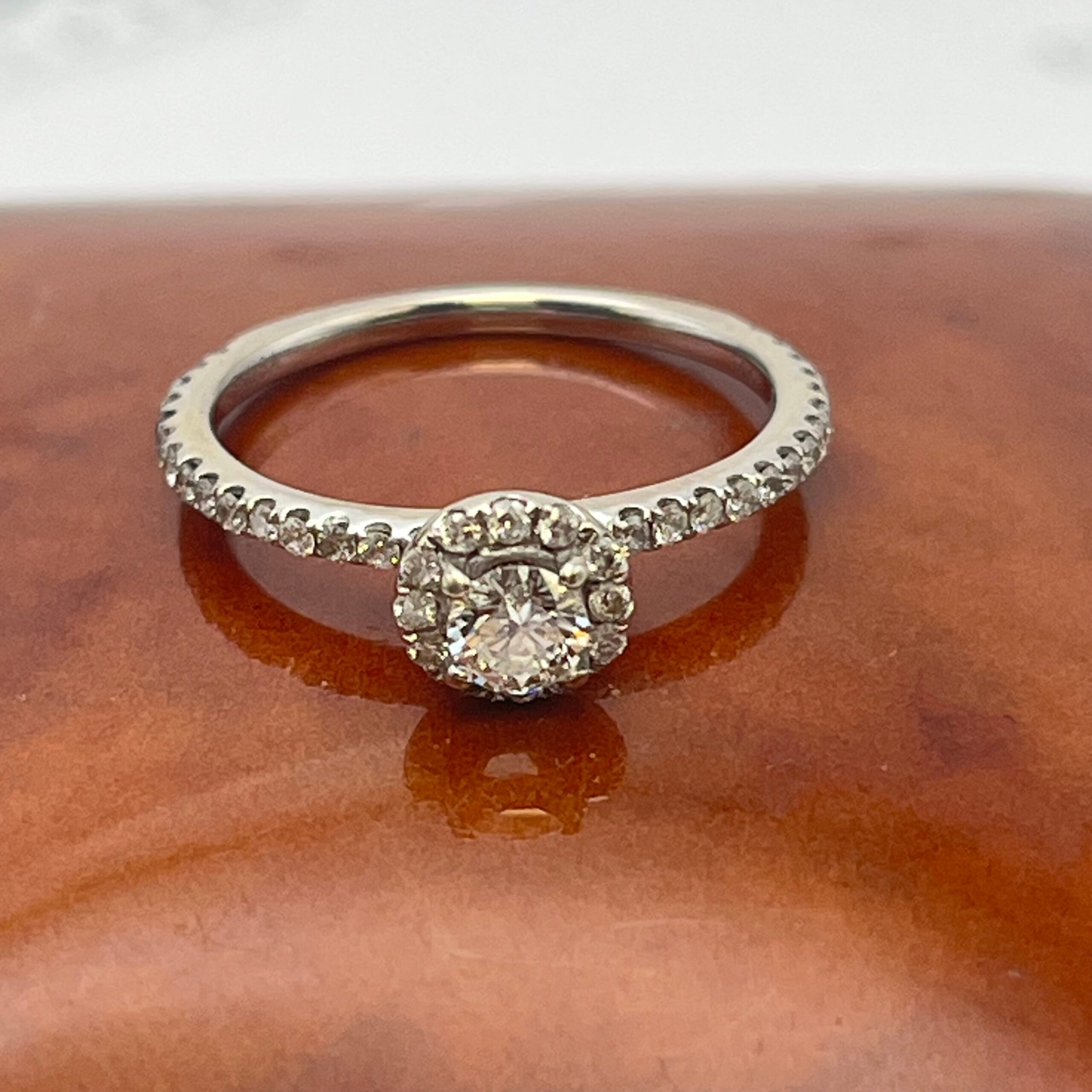 Solitario en halo - Imagen 3