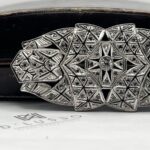 Prendedor de plata con circones