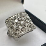 Anillo placa calado platino