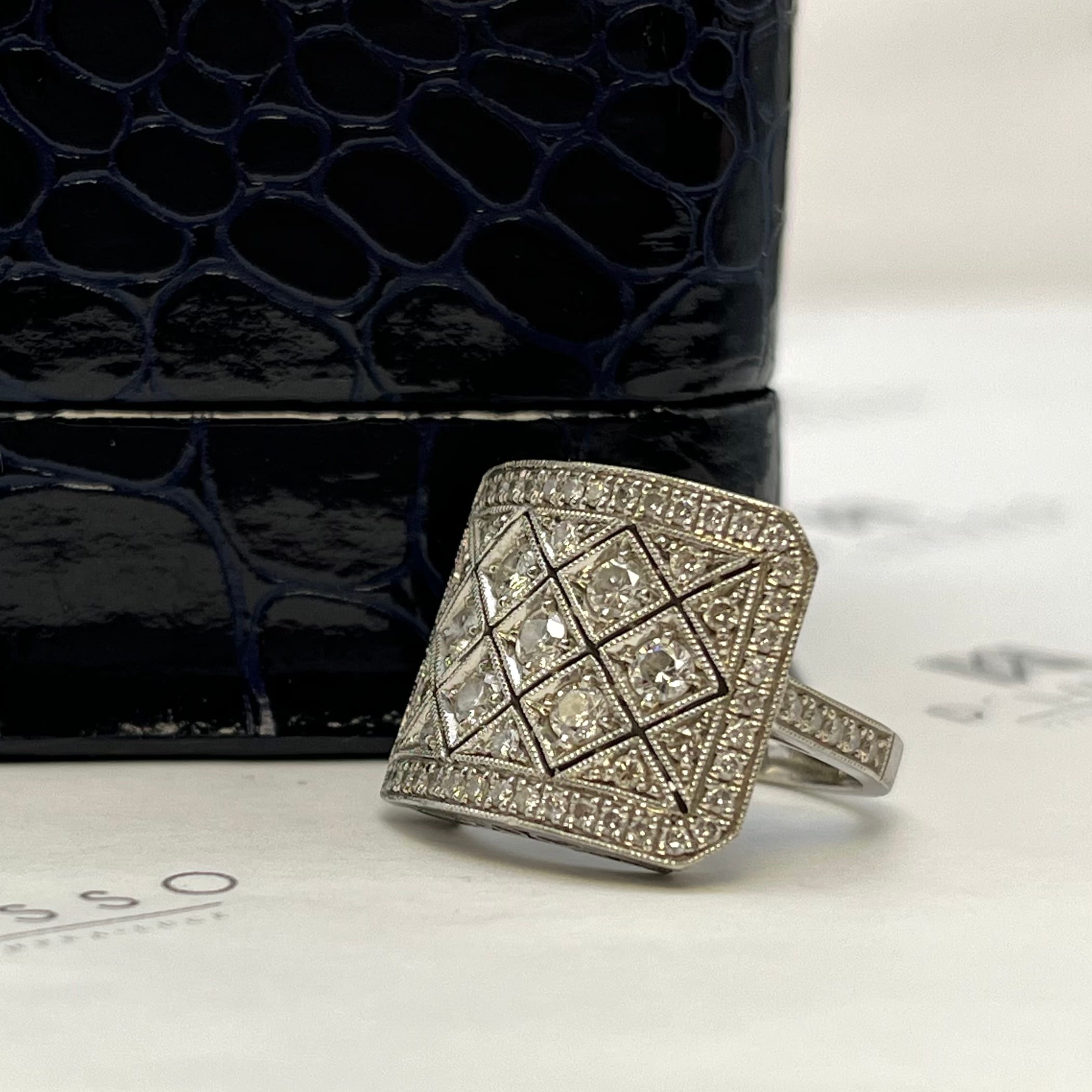 Anillo placa calado platino - Imagen 2