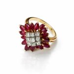 Anillo rombo rubíes y brillantes