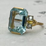 Anillo aguamarina con diamantes