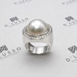 Anillo perla mabé en halo