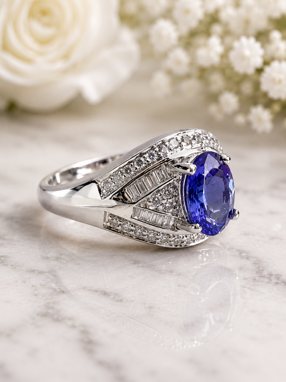 Anillo domo tanzanita brillantes y baguettes - Imagen 4