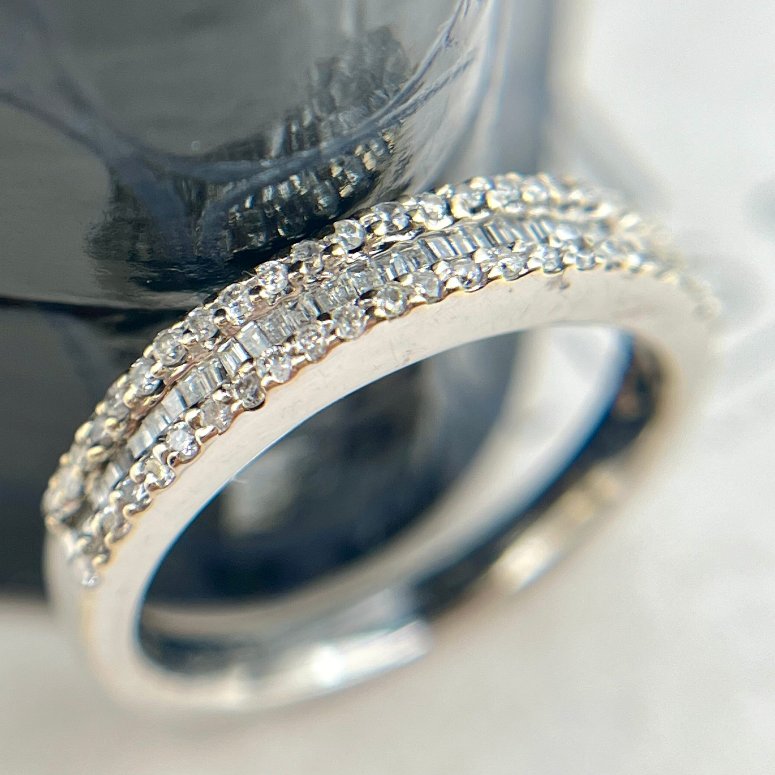 Cintillo brillantes y baguettes - Imagen 3