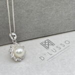 Collar sol perla diamantes