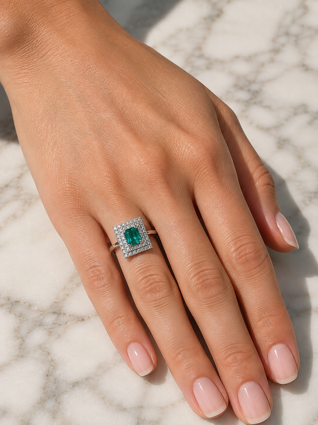 Anillo rectangular esmeralda - Imagen 5