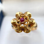 Anillo flor de oro