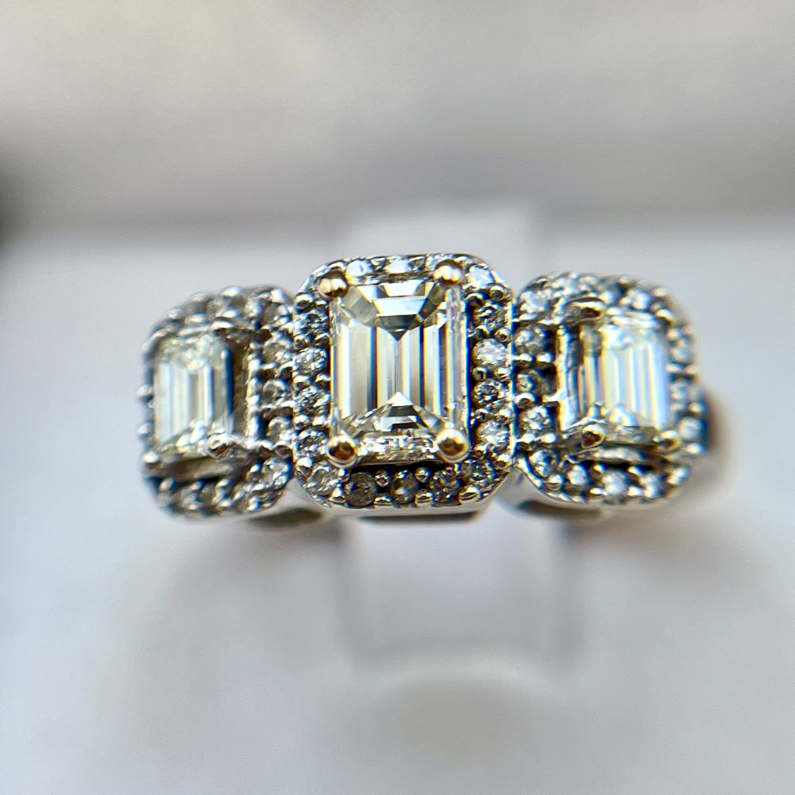 Tricillo diamantes corte esmeralda - Imagen 5