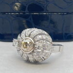 Anillo bombé platino diamantes